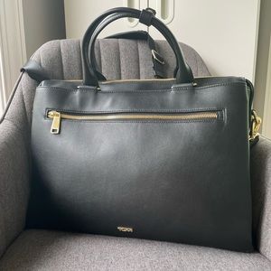 Tumi Voyager Cameron Business Brief Leather NEW!!